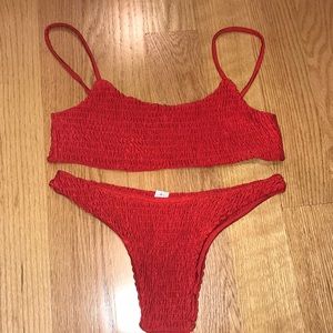Medium red Bickini
